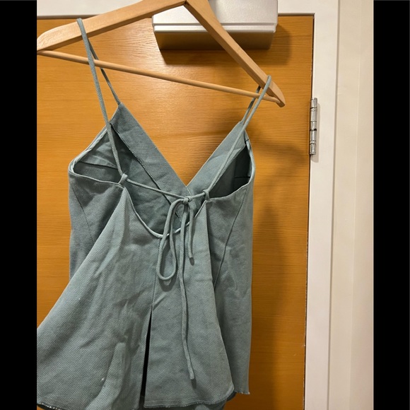 Babaton tie blouse - Picture 2 of 3